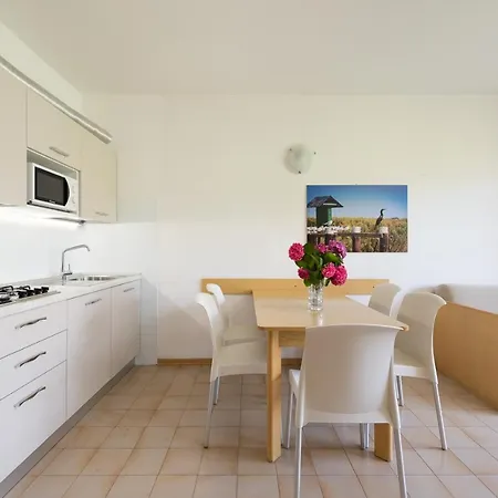 Lavinia بيبيوني