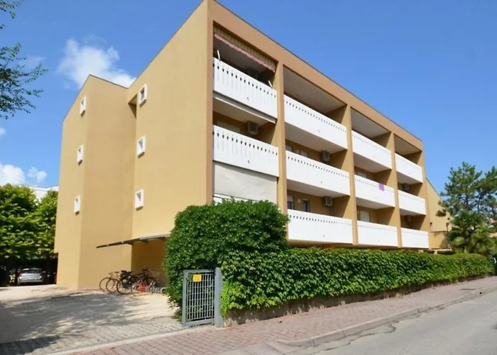 Daire Condominio Lavinia *